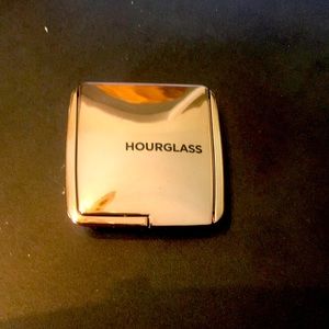 Hourglass Ambient lighting blush